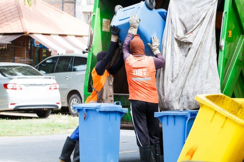 Recycling center accepting furniture in Goldersgreen